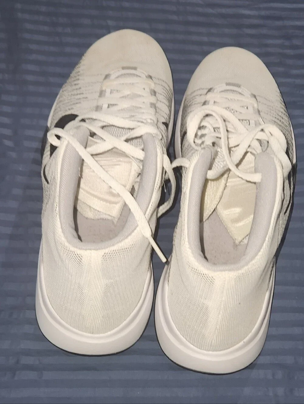 Nike classic sneakers